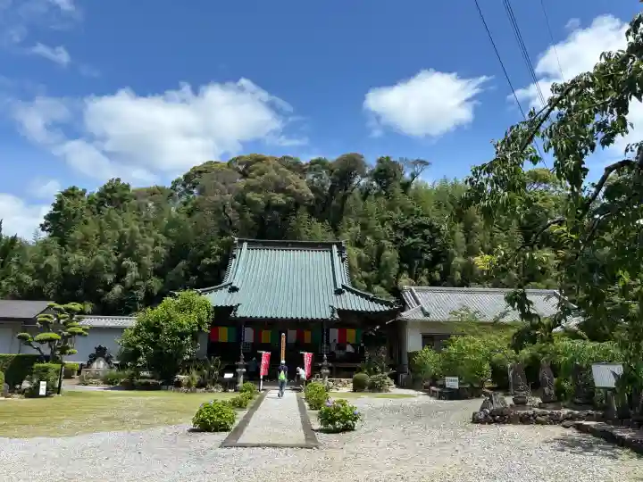 摩訶耶寺の{uncategorized: "未分類", other: "その他", undefined: "問題あり", building: "その他建物", grave: "お墓", sacred_gate: "鳥居", guardian: "狛犬", statue: "像", buddha: "仏像", history: "歴史", nature: "自然", garden: "庭園", animal: "動物", pagoda: "塔", temizu: "手水舎", mountain_gate: "山門・神門", sanctuary: "本殿・本堂", subordinate: "末社・摂社", art: "芸術", scenery: "景色", jizo: "地蔵", ema: "絵馬", goshuin: "御朱印", omikuji: "おみくじ", items: "授与品その他", amulet: "お守り", goshuincho: "御朱印帳", eats: "食事", festival: "お祭り", votive_dance: "神楽", shichigosan: "七五三参", wedding: "結婚式", experience: "体験その他", initially: "初詣", around: "周辺", anti_infection: "感染症対策"}