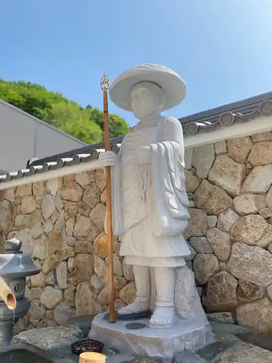 瑠璃光山 医王寺(和歌山県)