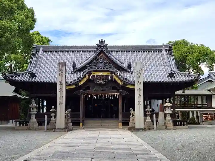 魚吹八幡神社の本殿・本堂