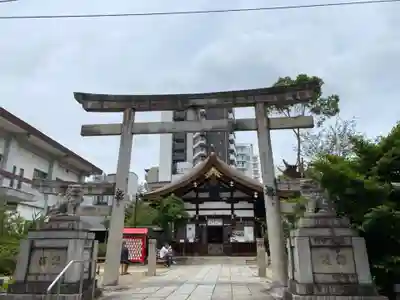 三輪神社の鳥居