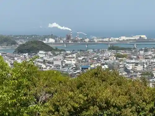 神倉神社（熊野速玉大社摂社）(和歌山県)