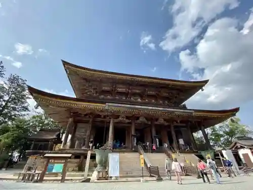 金峯山寺の本殿