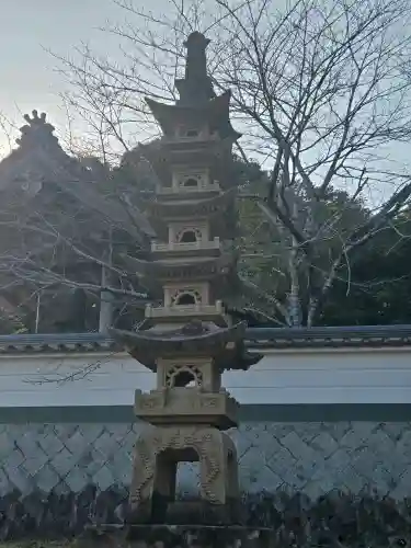 東光寺の{uncategorized: "未分類", other: "その他", undefined: "問題あり", building: "その他建物", grave: "お墓", sacred_gate: "鳥居", guardian: "狛犬", statue: "像", buddha: "仏像", history: "歴史", nature: "自然", garden: "庭園", animal: "動物", pagoda: "塔", temizu: "手水舎", mountain_gate: "山門・神門", sanctuary: "本殿・本堂", subordinate: "末社・摂社", art: "芸術", scenery: "景色", jizo: "地蔵", ema: "絵馬", goshuin: "御朱印", omikuji: "おみくじ", items: "授与品その他", amulet: "お守り", goshuincho: "御朱印帳", eats: "食事", festival: "お祭り", votive_dance: "神楽", shichigosan: "七五三参", wedding: "結婚式", experience: "体験その他", initially: "初詣", around: "周辺", anti_infection: "感染症対策"}