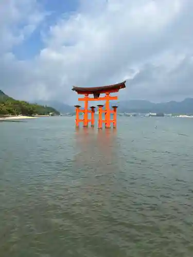 厳島神社(広島県)