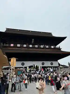善光寺の山門・神門