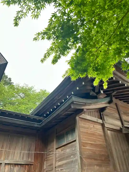 比々多神社の{uncategorized: "未分類", other: "その他", undefined: "問題あり", building: "その他建物", grave: "お墓", sacred_gate: "鳥居", guardian: "狛犬", statue: "像", buddha: "仏像", history: "歴史", nature: "自然", garden: "庭園", animal: "動物", pagoda: "塔", temizu: "手水舎", mountain_gate: "山門・神門", sanctuary: "本殿・本堂", subordinate: "末社・摂社", art: "芸術", scenery: "景色", jizo: "地蔵", ema: "絵馬", goshuin: "御朱印", omikuji: "おみくじ", items: "授与品その他", amulet: "お守り", goshuincho: "御朱印帳", eats: "食事", festival: "お祭り", votive_dance: "神楽", shichigosan: "七五三参", wedding: "結婚式", experience: "体験その他", initially: "初詣", around: "周辺", anti_infection: "感染症対策"}