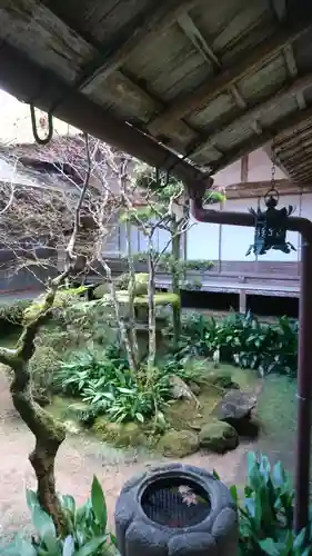 慧日寺の手水舎
