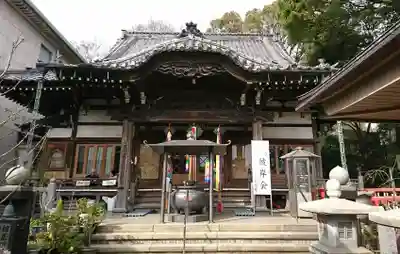 真福寺の本殿・本堂