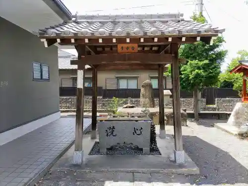 八幡神社（下志段味）の手水舎