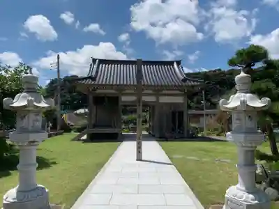 法蓮寺の山門・神門