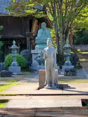 大光院 新田寺の仏像