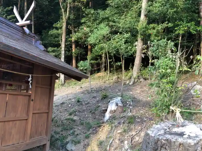 忍坂坐生根神社の建物その他