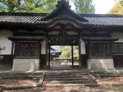 伊居太神社の山門・神門