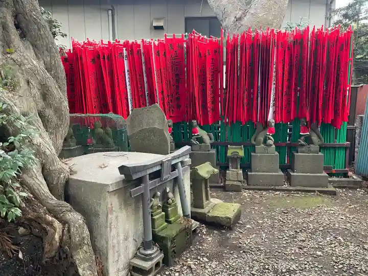 咤枳尼天堂 (出世稲荷)の{uncategorized: "未分類", other: "その他", undefined: "問題あり", building: "その他建物", grave: "お墓", sacred_gate: "鳥居", guardian: "狛犬", statue: "像", buddha: "仏像", history: "歴史", nature: "自然", garden: "庭園", animal: "動物", pagoda: "塔", temizu: "手水舎", mountain_gate: "山門・神門", sanctuary: "本殿・本堂", subordinate: "末社・摂社", art: "芸術", scenery: "景色", jizo: "地蔵", ema: "絵馬", goshuin: "御朱印", omikuji: "おみくじ", items: "授与品その他", amulet: "お守り", goshuincho: "御朱印帳", eats: "食事", festival: "お祭り", votive_dance: "神楽", shichigosan: "七五三参", wedding: "結婚式", experience: "体験その他", initially: "初詣", around: "周辺", anti_infection: "感染症対策"}