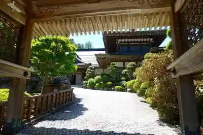 密厳院（苅萱堂）の庭園