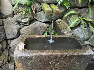 枚岡神社の手水舎
