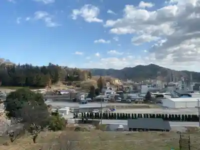 浅間神社の{uncategorized: "未分類", other: "その他", undefined: "問題あり", building: "その他建物", grave: "お墓", sacred_gate: "鳥居", guardian: "狛犬", statue: "像", buddha: "仏像", history: "歴史", nature: "自然", garden: "庭園", animal: "動物", pagoda: "塔", temizu: "手水舎", mountain_gate: "山門・神門", sanctuary: "本殿・本堂", subordinate: "末社・摂社", art: "芸術", scenery: "景色", jizo: "地蔵", ema: "絵馬", goshuin: "御朱印", omikuji: "おみくじ", items: "授与品その他", amulet: "お守り", goshuincho: "御朱印帳", eats: "食事", festival: "お祭り", votive_dance: "神楽", shichigosan: "七五三参", wedding: "結婚式", experience: "体験その他", initially: "初詣", around: "周辺", anti_infection: "感染症対策"}