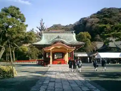 鶴岡八幡宮の本殿・本堂
