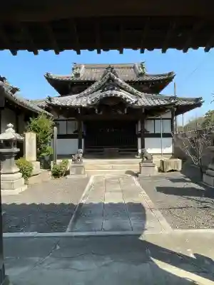 朝日寺の{uncategorized: "未分類", other: "その他", undefined: "問題あり", building: "その他建物", grave: "お墓", sacred_gate: "鳥居", guardian: "狛犬", statue: "像", buddha: "仏像", history: "歴史", nature: "自然", garden: "庭園", animal: "動物", pagoda: "塔", temizu: "手水舎", mountain_gate: "山門・神門", sanctuary: "本殿・本堂", subordinate: "末社・摂社", art: "芸術", scenery: "景色", jizo: "地蔵", ema: "絵馬", goshuin: "御朱印", omikuji: "おみくじ", items: "授与品その他", amulet: "お守り", goshuincho: "御朱印帳", eats: "食事", festival: "お祭り", votive_dance: "神楽", shichigosan: "七五三参", wedding: "結婚式", experience: "体験その他", initially: "初詣", around: "周辺", anti_infection: "感染症対策"}