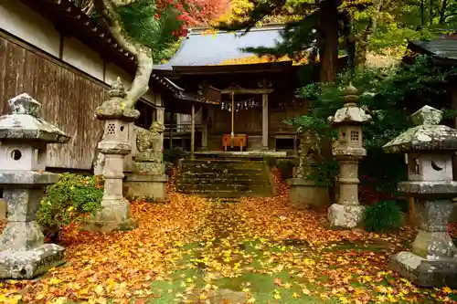 零羊崎神社の末社・摂社