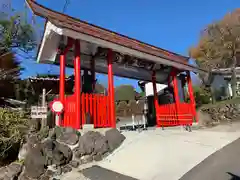 赤城大教会赤城寺の山門