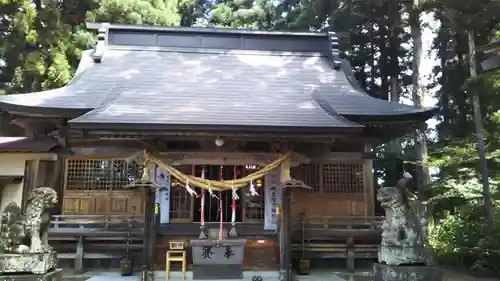 熊野神社の本殿・本堂