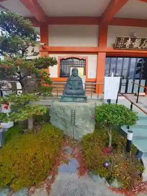 徳蔵寺の本殿・本堂