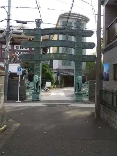 真了寺の山門・神門