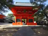 穴八幡宮の山門・神門