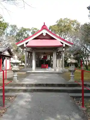 鹿児島神社の{uncategorized: "未分類", other: "その他", undefined: "問題あり", building: "その他建物", grave: "お墓", sacred_gate: "鳥居", guardian: "狛犬", statue: "像", buddha: "仏像", history: "歴史", nature: "自然", garden: "庭園", animal: "動物", pagoda: "塔", temizu: "手水舎", mountain_gate: "山門・神門", sanctuary: "本殿・本堂", subordinate: "末社・摂社", art: "芸術", scenery: "景色", jizo: "地蔵", ema: "絵馬", goshuin: "御朱印", omikuji: "おみくじ", items: "授与品その他", amulet: "お守り", goshuincho: "御朱印帳", eats: "食事", festival: "お祭り", votive_dance: "神楽", shichigosan: "七五三参", wedding: "結婚式", experience: "体験その他", initially: "初詣", around: "周辺", anti_infection: "感染症対策"}