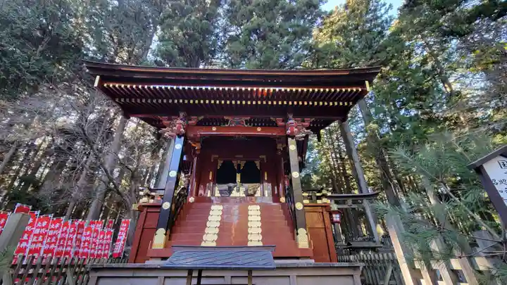 北口本宮冨士浅間神社の末社・摂社