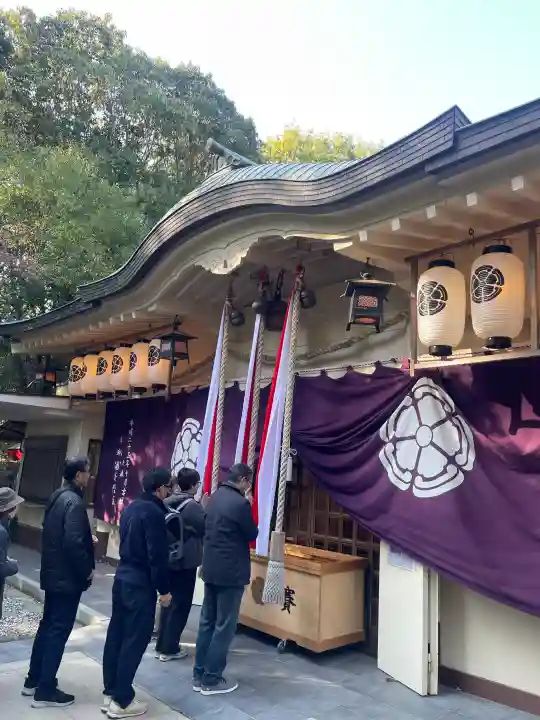 美多彌神社の{uncategorized: "未分類", other: "その他", undefined: "問題あり", building: "その他建物", grave: "お墓", sacred_gate: "鳥居", guardian: "狛犬", statue: "像", buddha: "仏像", history: "歴史", nature: "自然", garden: "庭園", animal: "動物", pagoda: "塔", temizu: "手水舎", mountain_gate: "山門・神門", sanctuary: "本殿・本堂", subordinate: "末社・摂社", art: "芸術", scenery: "景色", jizo: "地蔵", ema: "絵馬", goshuin: "御朱印", omikuji: "おみくじ", items: "授与品その他", amulet: "お守り", goshuincho: "御朱印帳", eats: "食事", festival: "お祭り", votive_dance: "神楽", shichigosan: "七五三参", wedding: "結婚式", experience: "体験その他", initially: "初詣", around: "周辺", anti_infection: "感染症対策"}