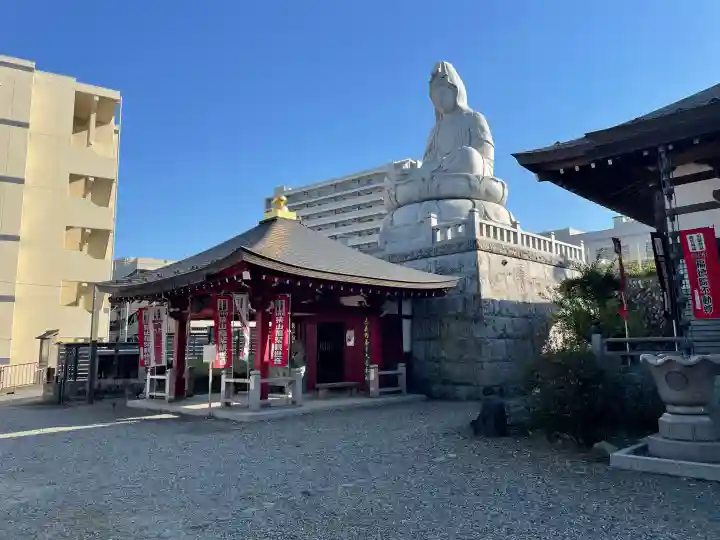 福徳院不動尊の{uncategorized: "未分類", other: "その他", undefined: "問題あり", building: "その他建物", grave: "お墓", sacred_gate: "鳥居", guardian: "狛犬", statue: "像", buddha: "仏像", history: "歴史", nature: "自然", garden: "庭園", animal: "動物", pagoda: "塔", temizu: "手水舎", mountain_gate: "山門・神門", sanctuary: "本殿・本堂", subordinate: "末社・摂社", art: "芸術", scenery: "景色", jizo: "地蔵", ema: "絵馬", goshuin: "御朱印", omikuji: "おみくじ", items: "授与品その他", amulet: "お守り", goshuincho: "御朱印帳", eats: "食事", festival: "お祭り", votive_dance: "神楽", shichigosan: "七五三参", wedding: "結婚式", experience: "体験その他", initially: "初詣", around: "周辺", anti_infection: "感染症対策"}