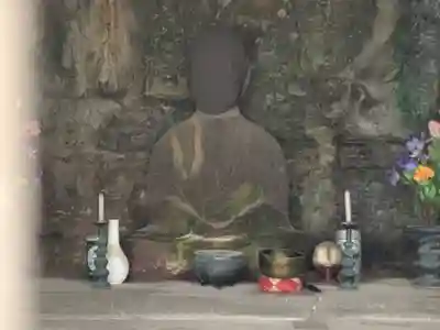 堂坂薬師堂の像