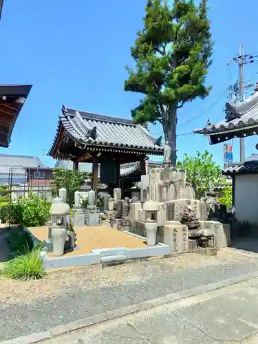 本誓寺(奈良県)