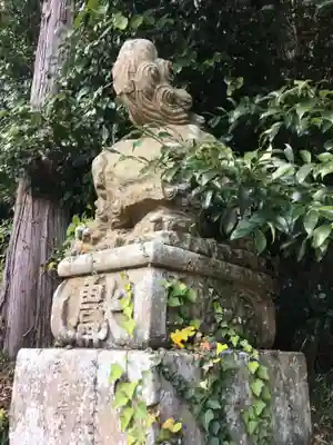 赤猪岩神社の狛犬