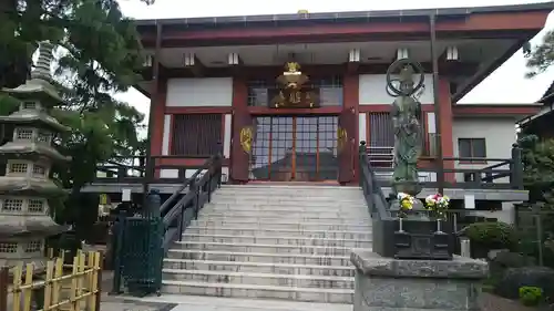 慈眼寺の本殿・本堂