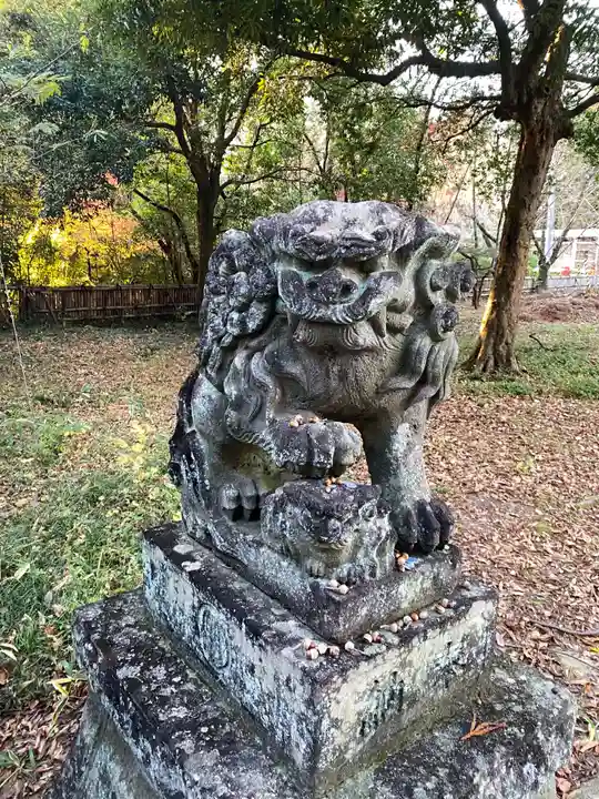 青葉神社の狛犬