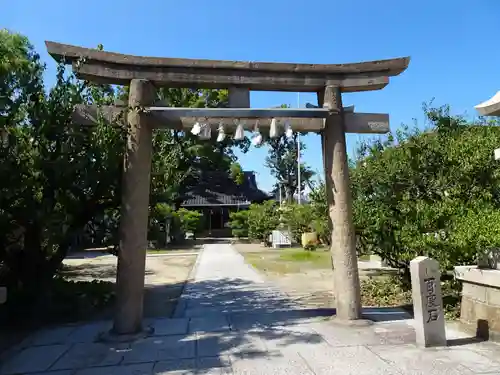 難波熊野神社の鳥居