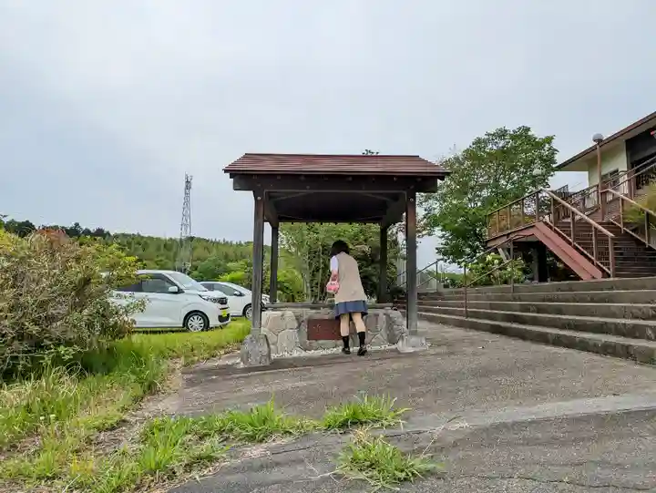 寶生寺(大本山高野山崇修院)の手水舎