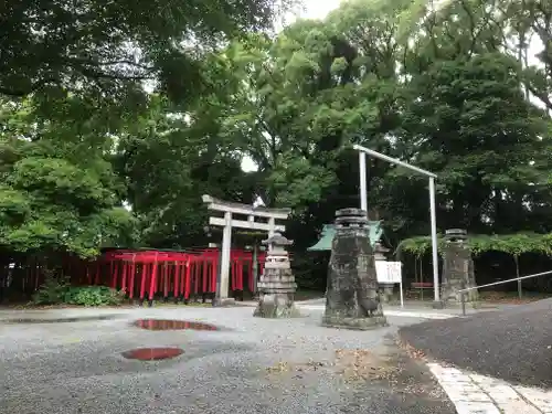 美濃輪稲荷神社の鳥居