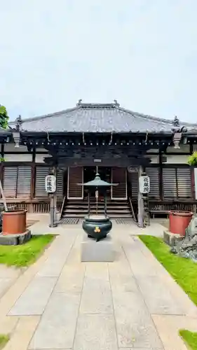 花蔵院の本殿・本堂