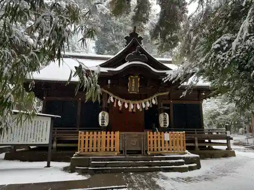 氷川女體神社の{uncategorized: "未分類", other: "その他", undefined: "問題あり", building: "その他建物", grave: "お墓", sacred_gate: "鳥居", guardian: "狛犬", statue: "像", buddha: "仏像", history: "歴史", nature: "自然", garden: "庭園", animal: "動物", pagoda: "塔", temizu: "手水舎", mountain_gate: "山門・神門", sanctuary: "本殿・本堂", subordinate: "末社・摂社", art: "芸術", scenery: "景色", jizo: "地蔵", ema: "絵馬", goshuin: "御朱印", omikuji: "おみくじ", items: "授与品その他", amulet: "お守り", goshuincho: "御朱印帳", eats: "食事", festival: "お祭り", votive_dance: "神楽", shichigosan: "七五三参", wedding: "結婚式", experience: "体験その他", initially: "初詣", around: "周辺", anti_infection: "感染症対策"}