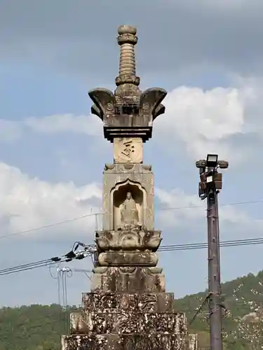 金峯山寺の塔