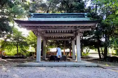 明治川神社の手水舎