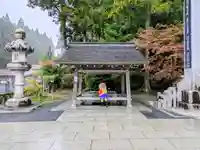 高野山金剛峯寺奥の院の手水舎