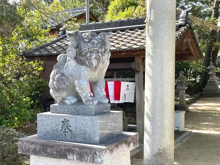 勝手神社の狛犬