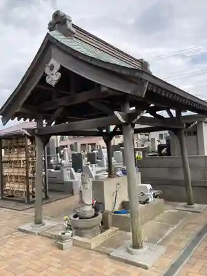 慈眼寺の手水舎