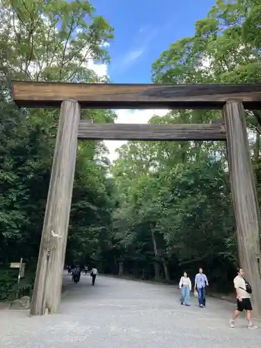 熱田神宮の鳥居