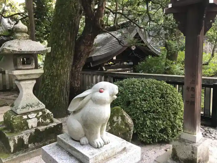 岡崎神社の狛犬